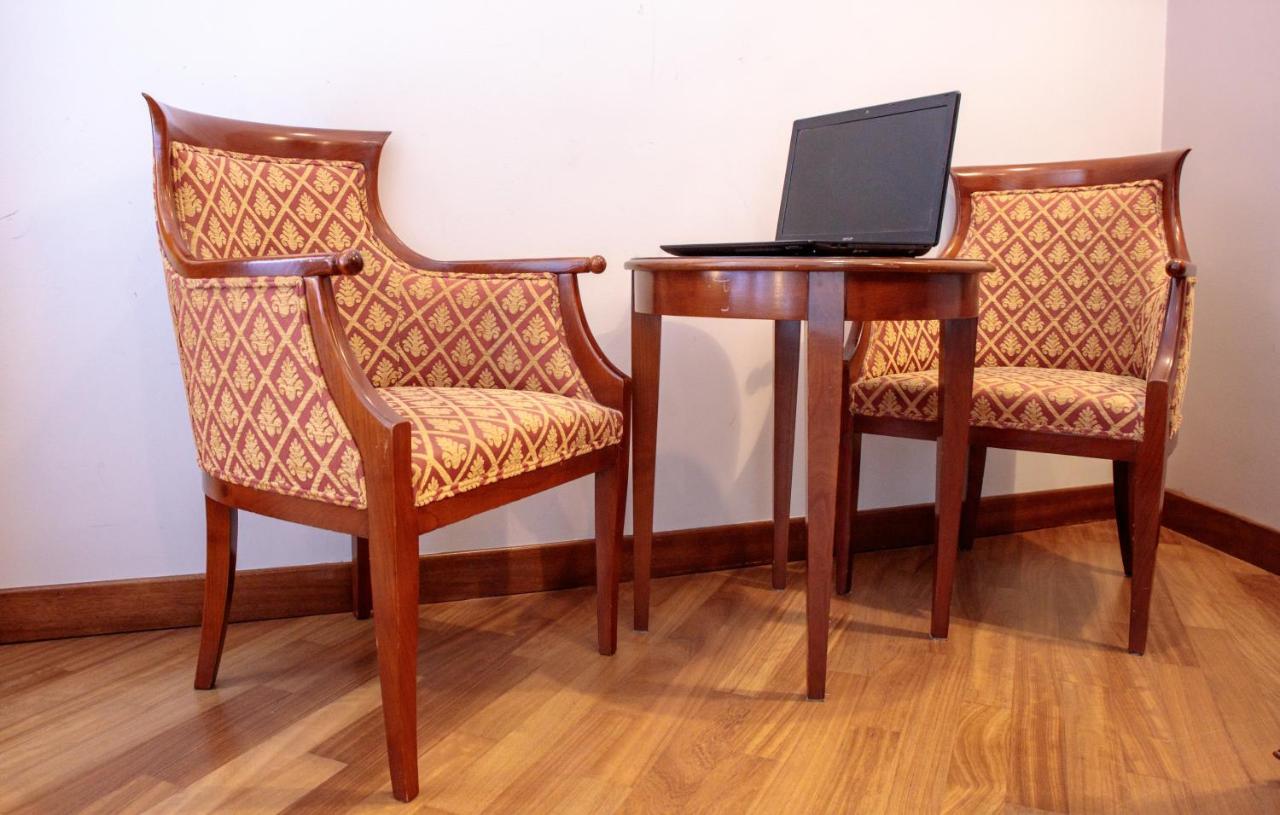 Best Western Ai Cavalieri Hotel Palermo Luaran gambar